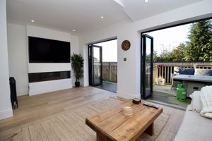 Living- click for photo gallery